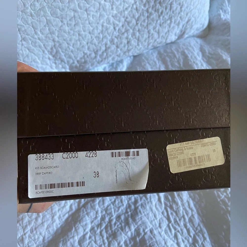 GUCCI Suede Pumps Size 38 - Picture 17 of 17